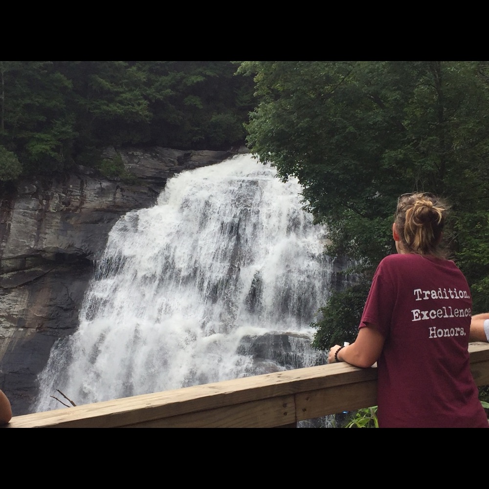 Meet your Posher, Kacie